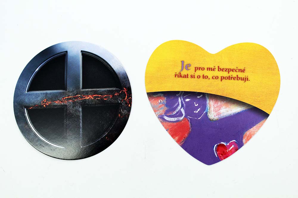 Custom Shaped Playing Card Heart Circle